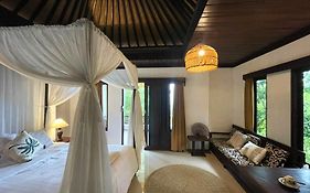 Bali Munduk Delux Bungalow Villa